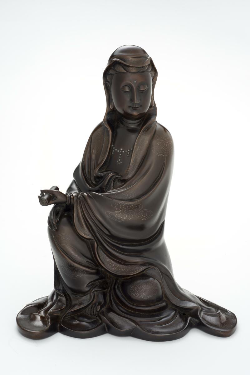 Seated figurine of Guanyin