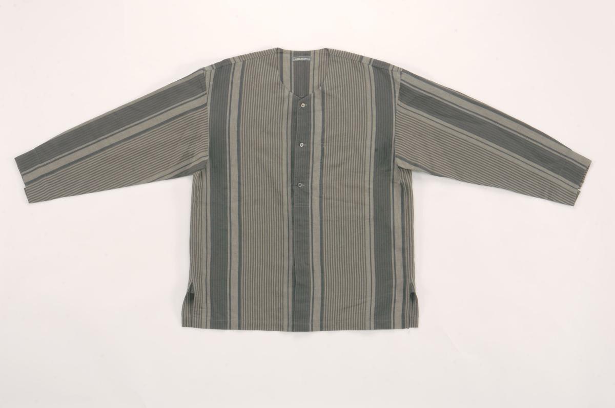 Issey Miyake brown long-sleeved striped shirt