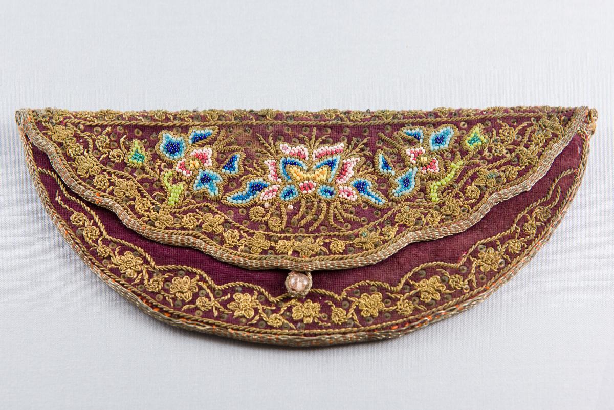 Dompet with Beaded Butterfly and Flower Design