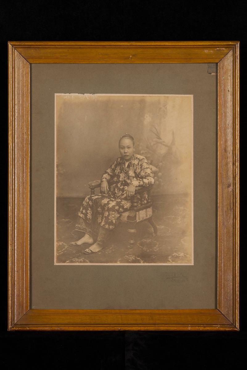 Wilson Co Studio Photograph Of A Nyonya