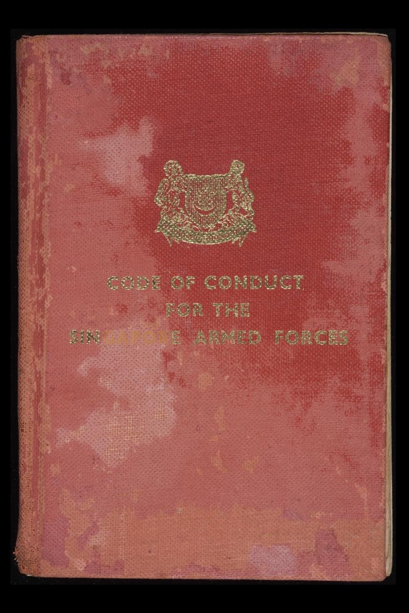 1568799